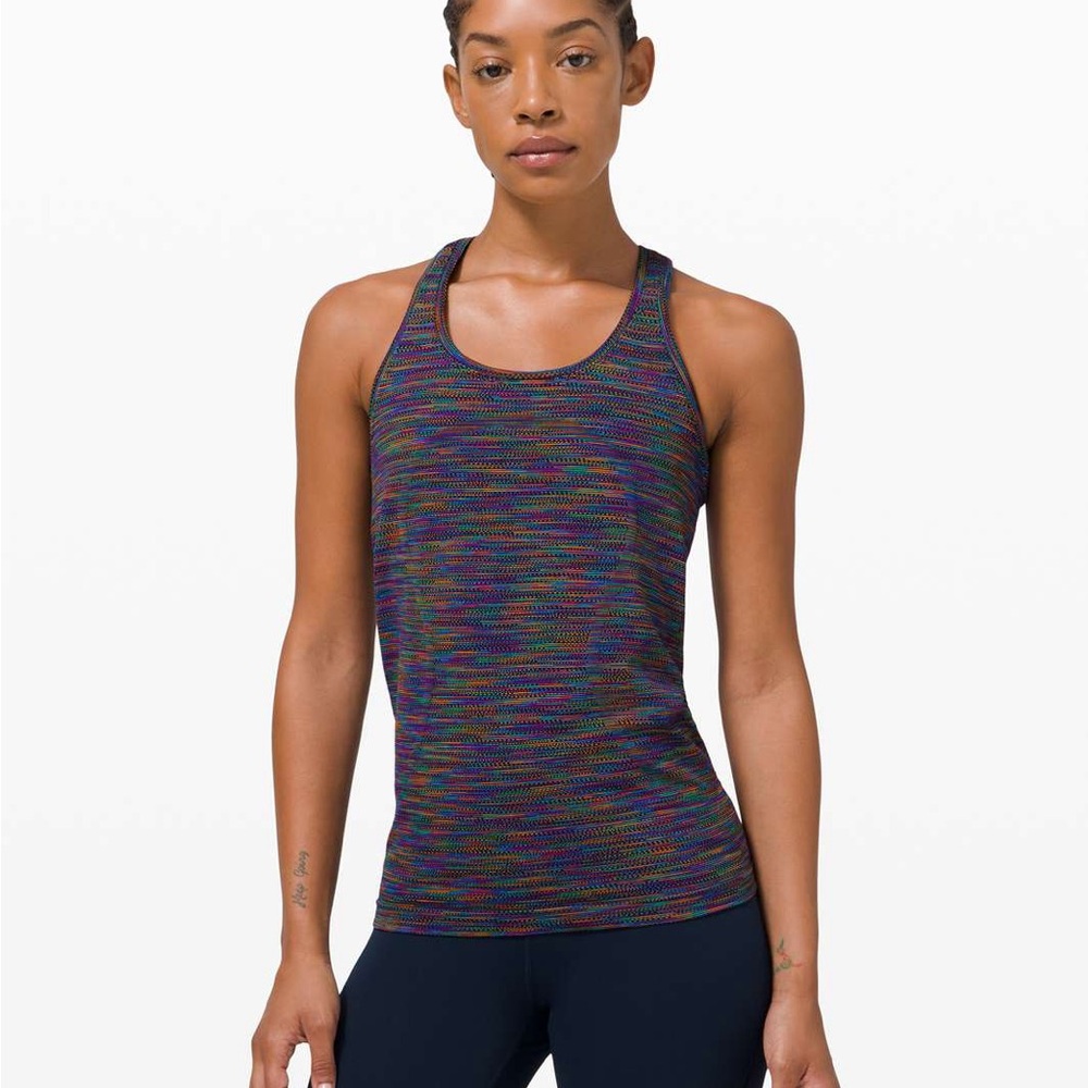 Lululemon Swiftly Tech Racerback 2.0 *Love
Black / Rainbow size 6